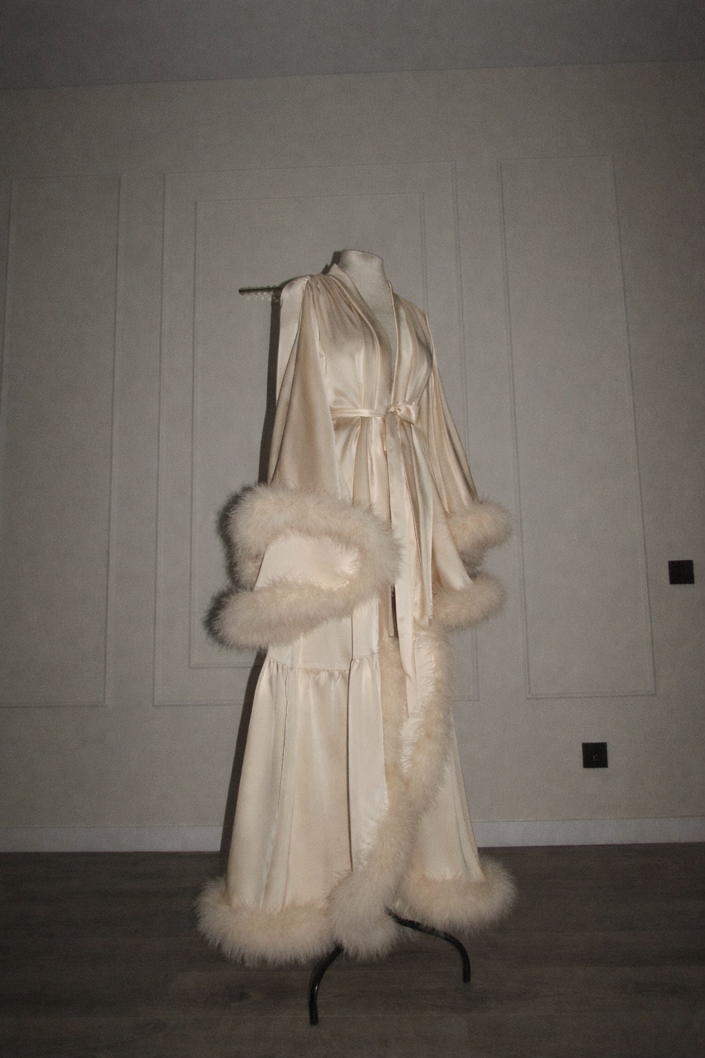 Long Silk Robe with Feathers