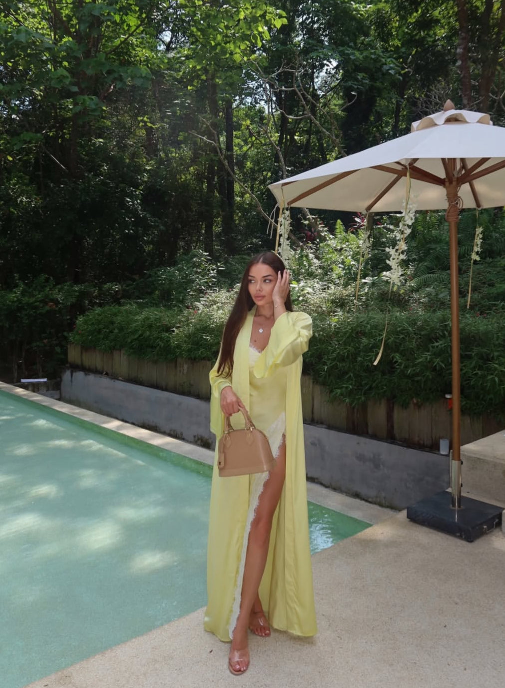 Honey Moon and Robe