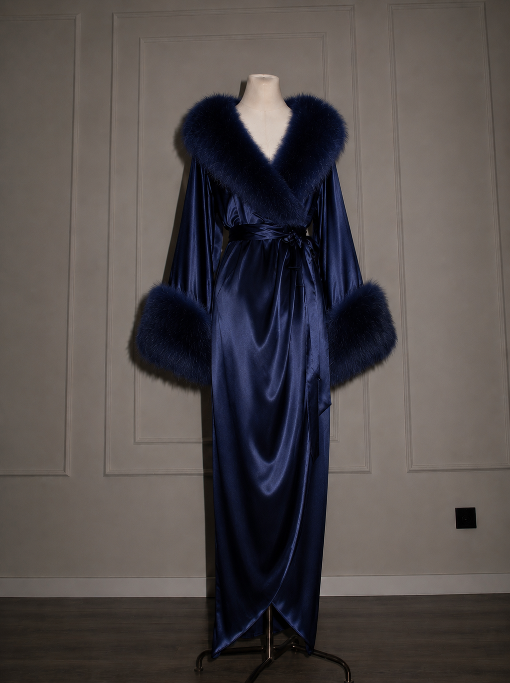 Madame Feather Robe